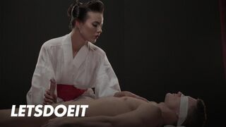 A cseh csábos Vanessa Decker megőrjíti Max Diort forró lovaglással
