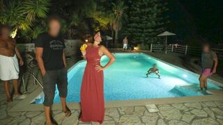 Kinky csoportos élvezés a sex villában – minden vagina nyitva!
