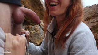 Nyilvános orál és gyors kufircolás a strandon pov-ban