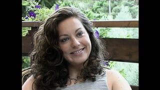 Három csinos olasz milf közös mélytorok szopikázása Federica Zarrival